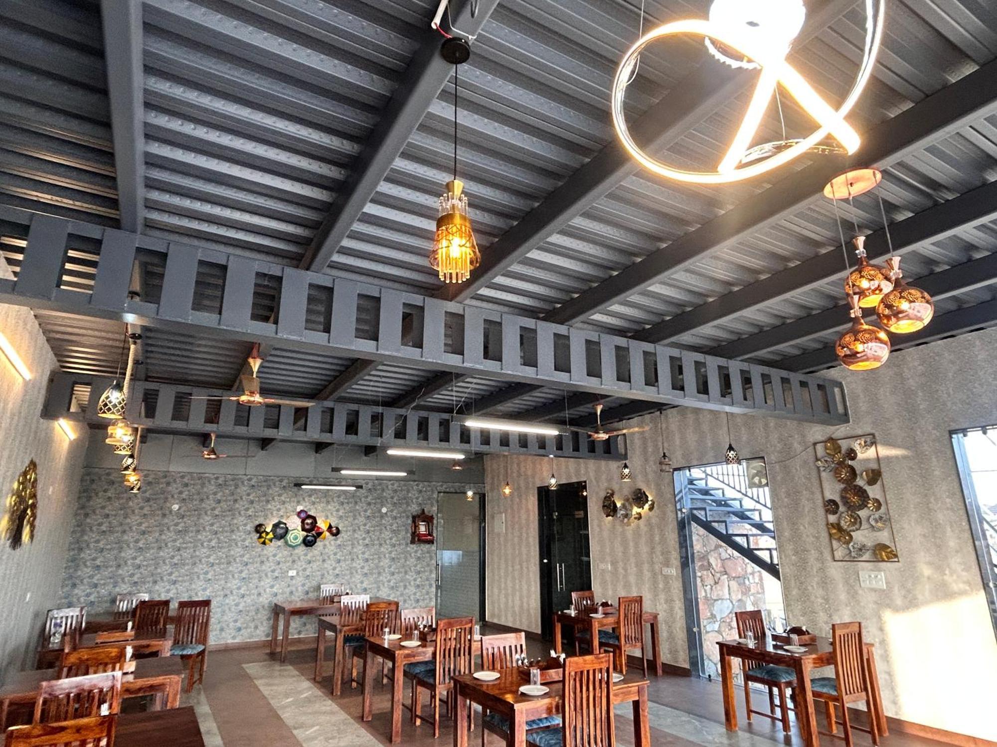 Royal Rajasthan Resort Sikar Екстериор снимка