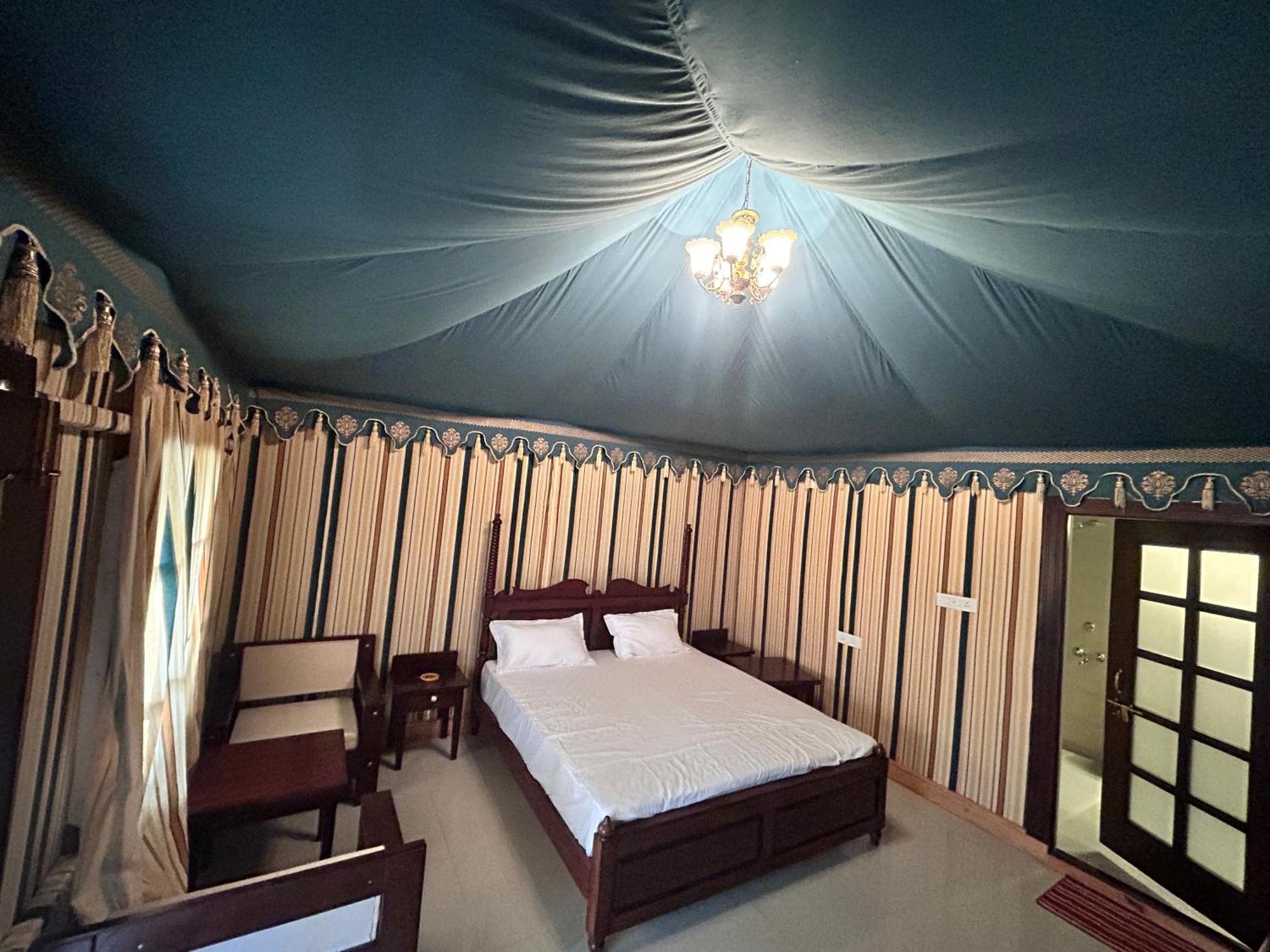 Royal Rajasthan Resort Sikar Екстериор снимка