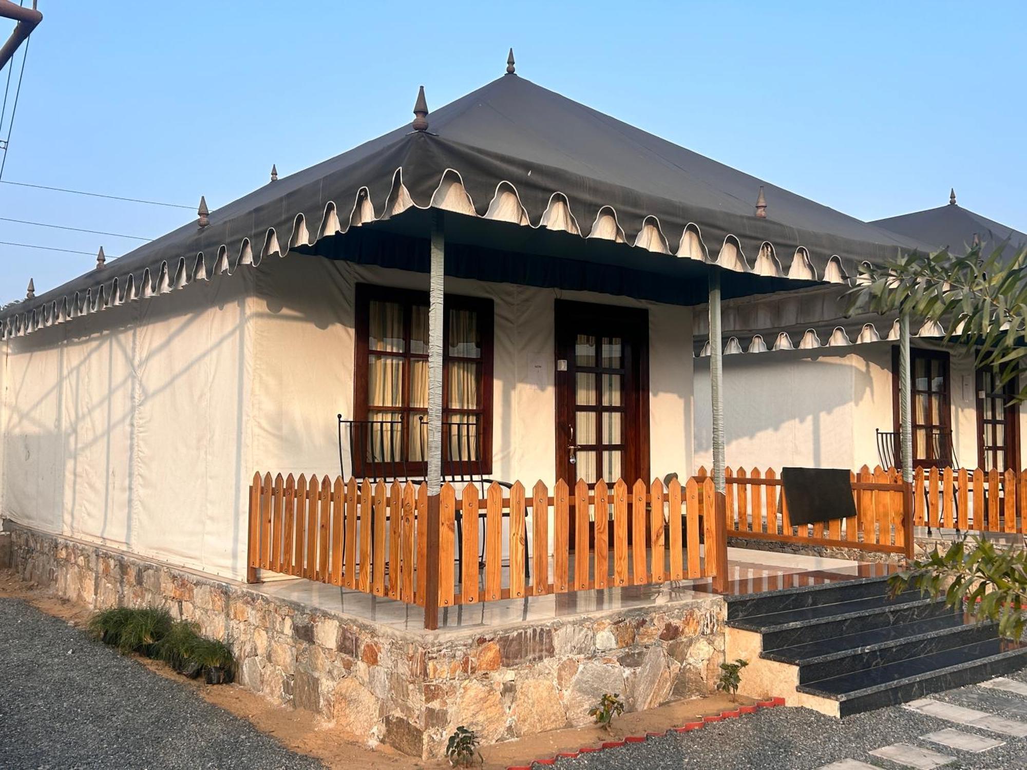 Royal Rajasthan Resort Sikar Екстериор снимка
