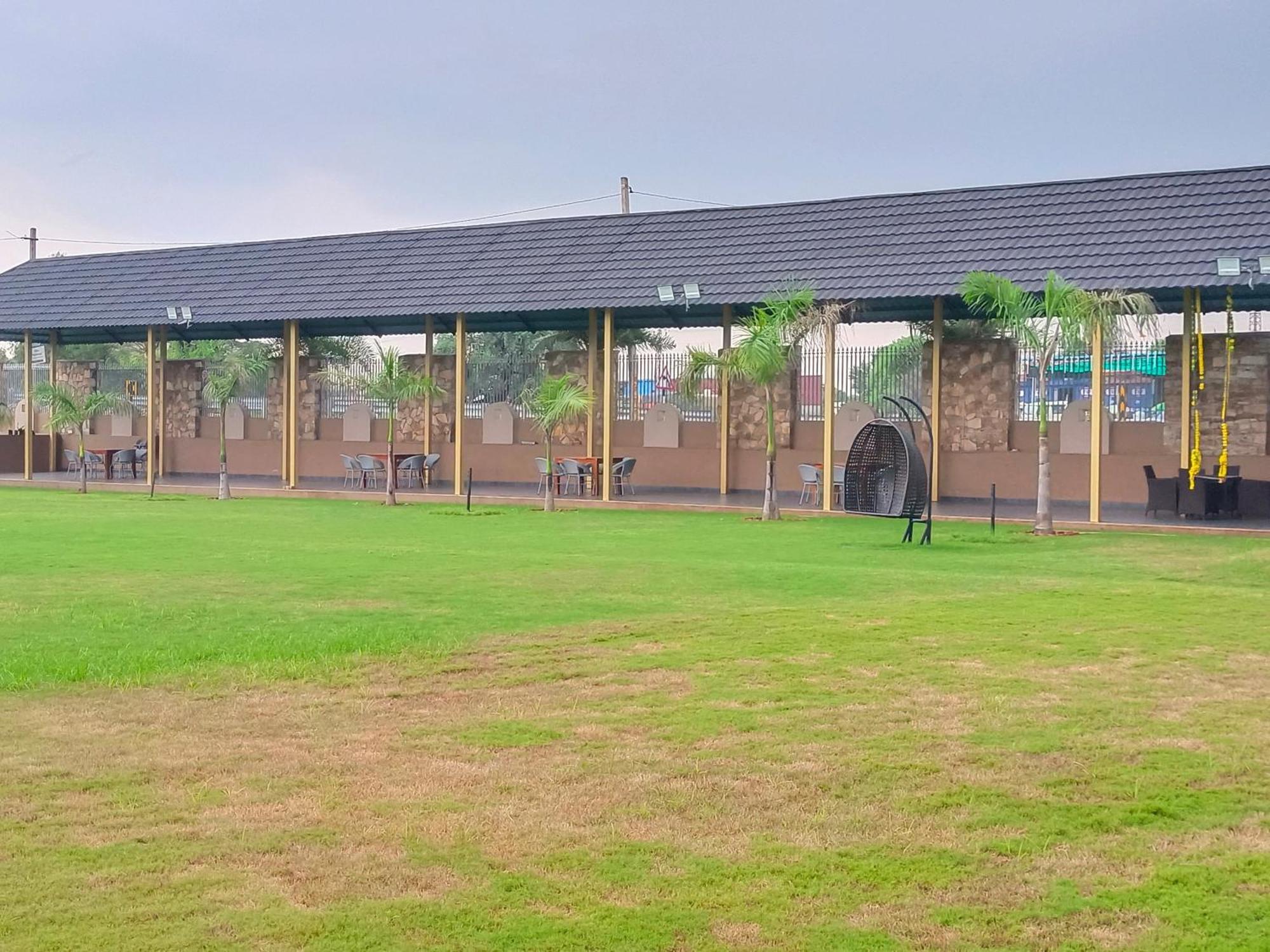 Royal Rajasthan Resort Sikar Екстериор снимка